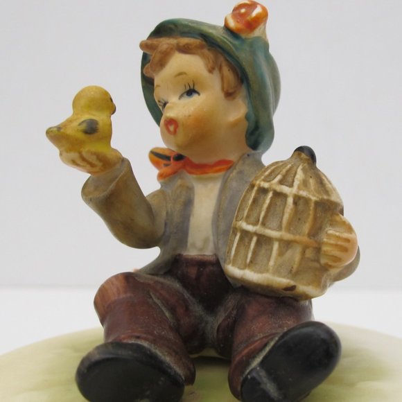 Vintage Napcoware Our Children Summertime Trinket Box Boy & Yellow Bird 580 - Picture 3 of 8